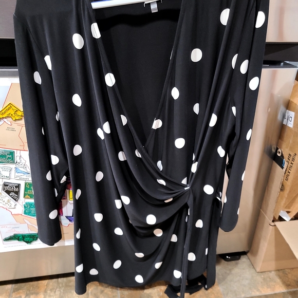 Anne Klein Black Drape Wrap Blouse with White Dots 2XL NWOT - Picture 1 of 5